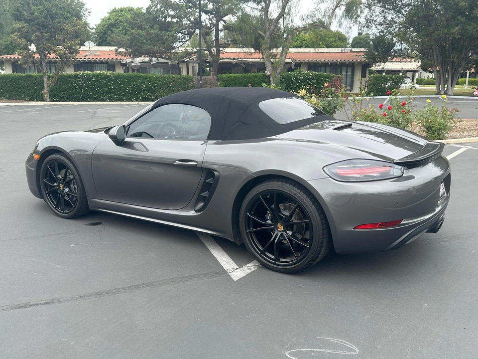 2018 Porsche 718 Boxster - Image 24 of 31