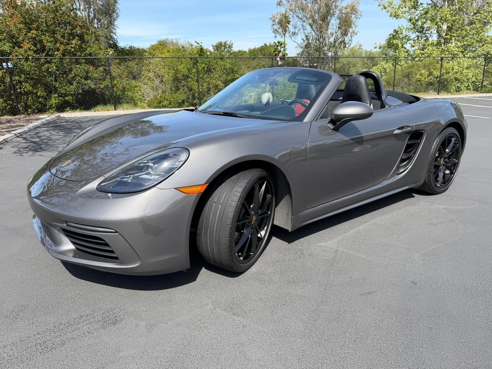 2018 Porsche 718 Boxster - Image 8 of 31