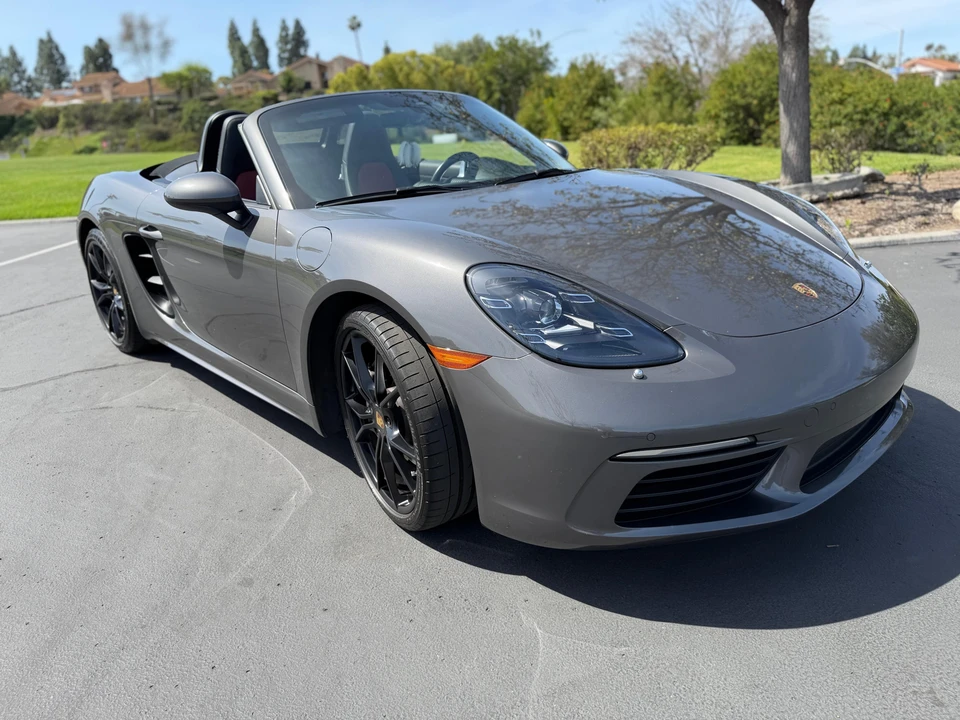 2018 Porsche 718 Boxster - Image 22 of 31