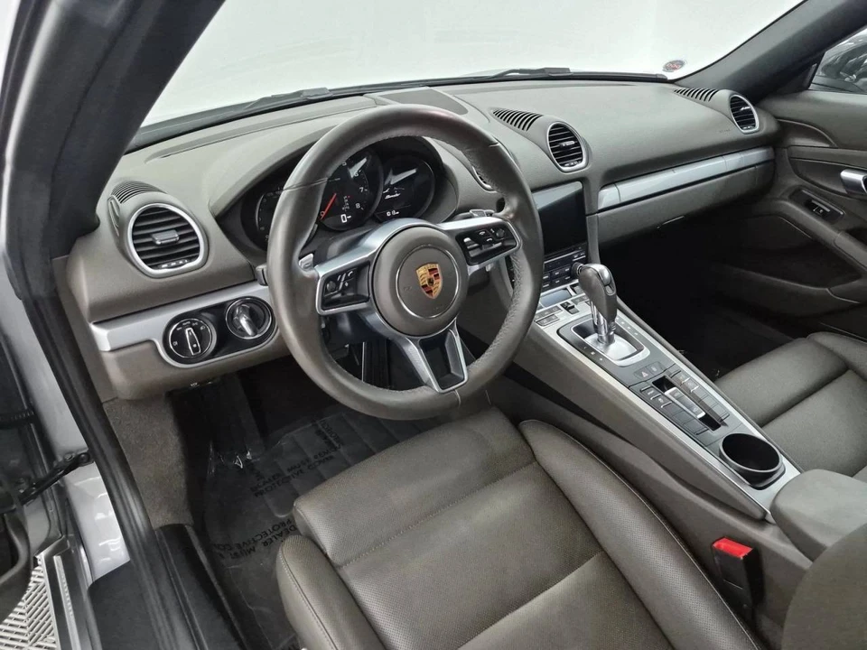 2018 Porsche 718 Boxster - Image 4 of 5