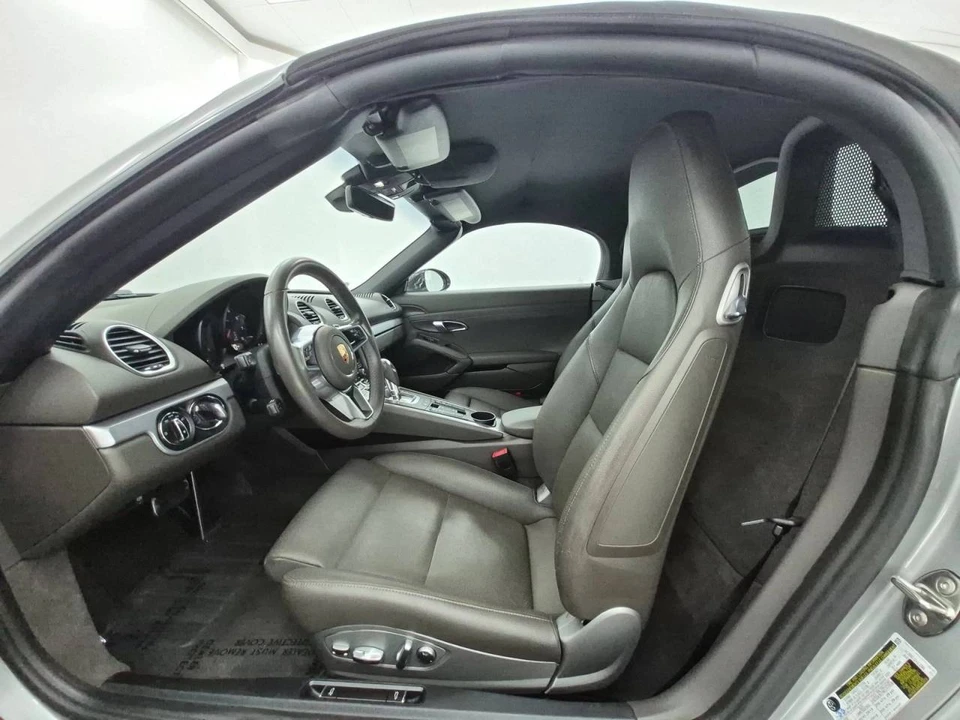 2018 Porsche 718 Boxster - Image 5 of 5
