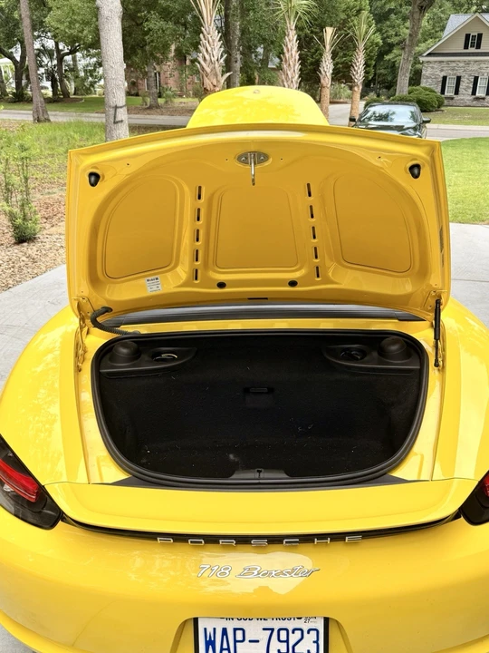 2018 Porsche 718 Boxster - Image 10 of 14