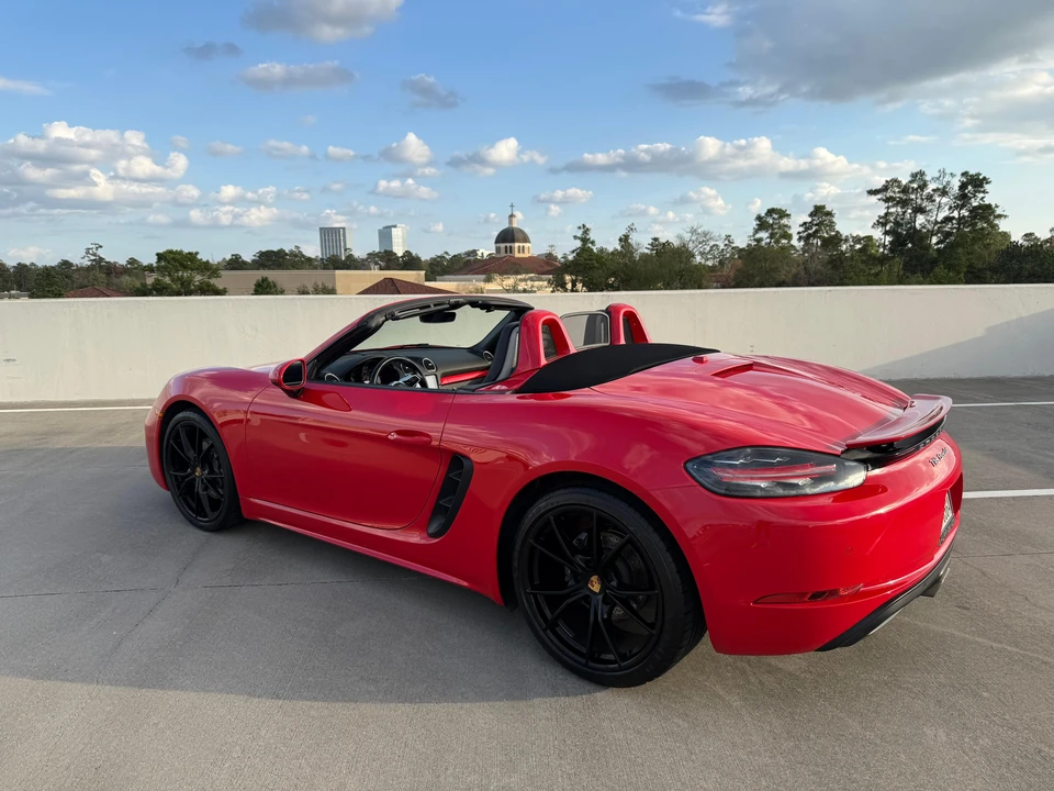 2018 Porsche 718 Boxster - Image 8 of 31