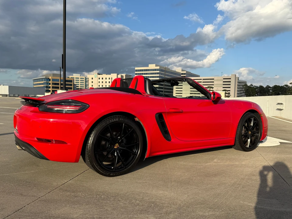 2018 Porsche 718 Boxster - Image 10 of 31