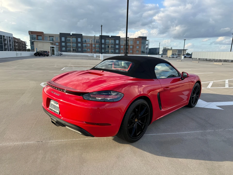 2018 Porsche 718 Boxster - Image 18 of 31