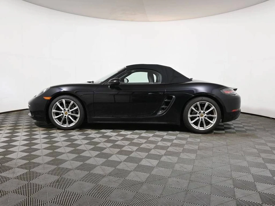 2018 Porsche 718 Boxster - Image 2 of 5