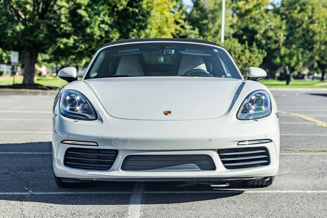 2018 Porsche 718 Boxster - Image 11 of 31