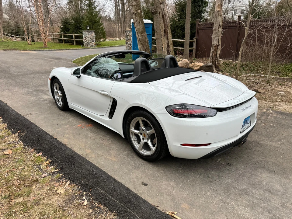 2018 Porsche 718 Boxster - Image 12 of 31