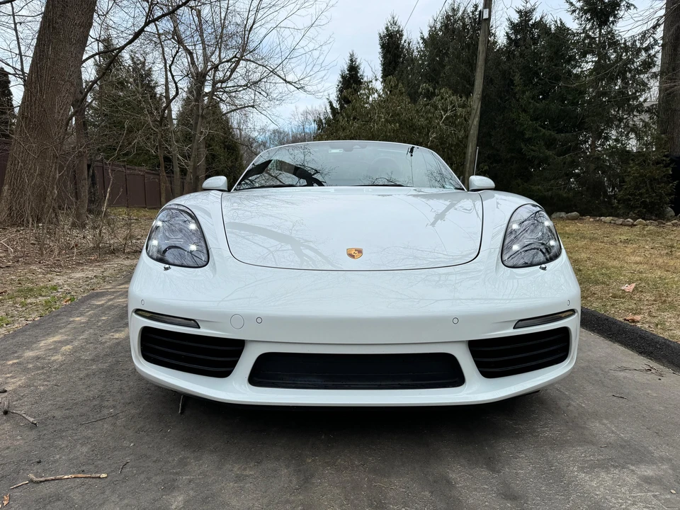 2018 Porsche 718 Boxster - Image 9 of 31