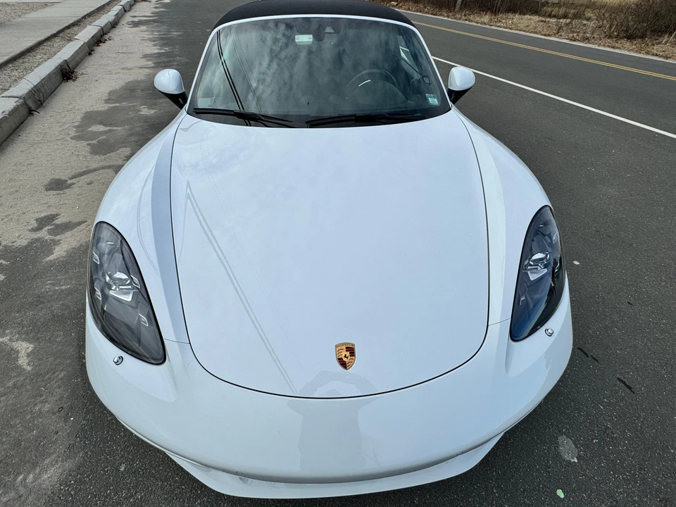 2018 Porsche 718 Boxster - Image 25 of 31