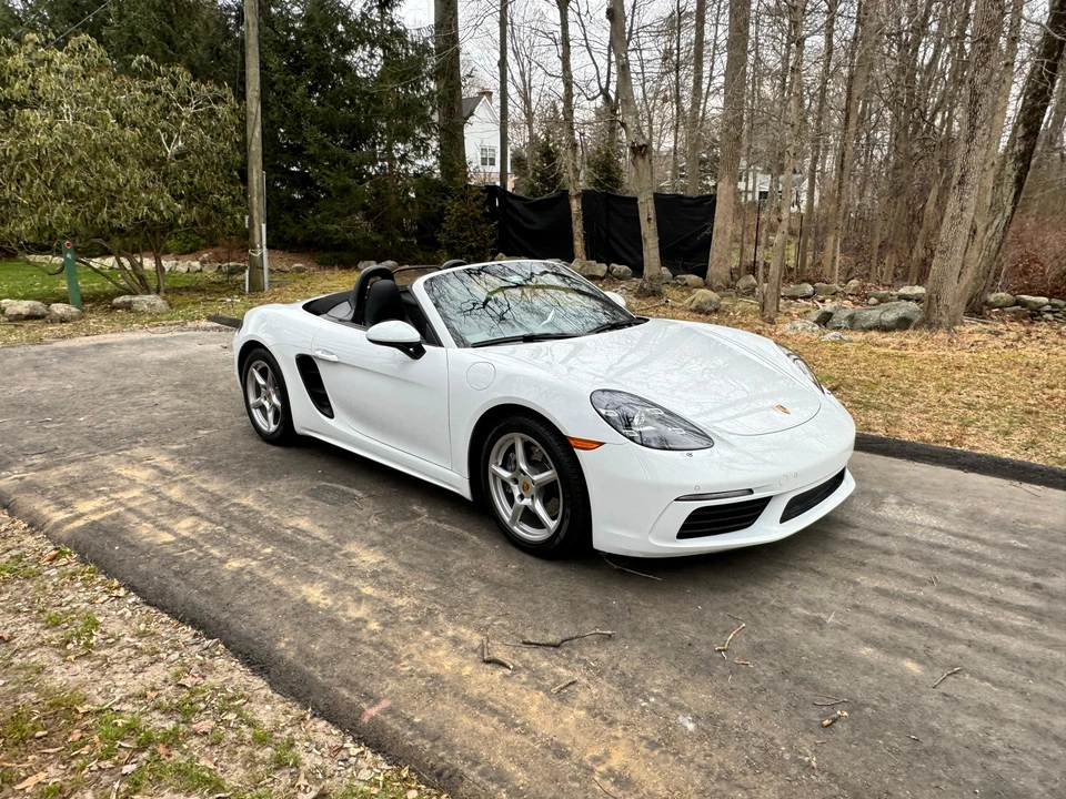 2018 Porsche 718 Boxster - Image 22 of 31