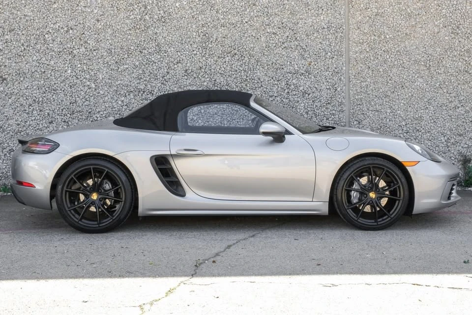 2018 Porsche 718 Boxster - Image 8 of 20