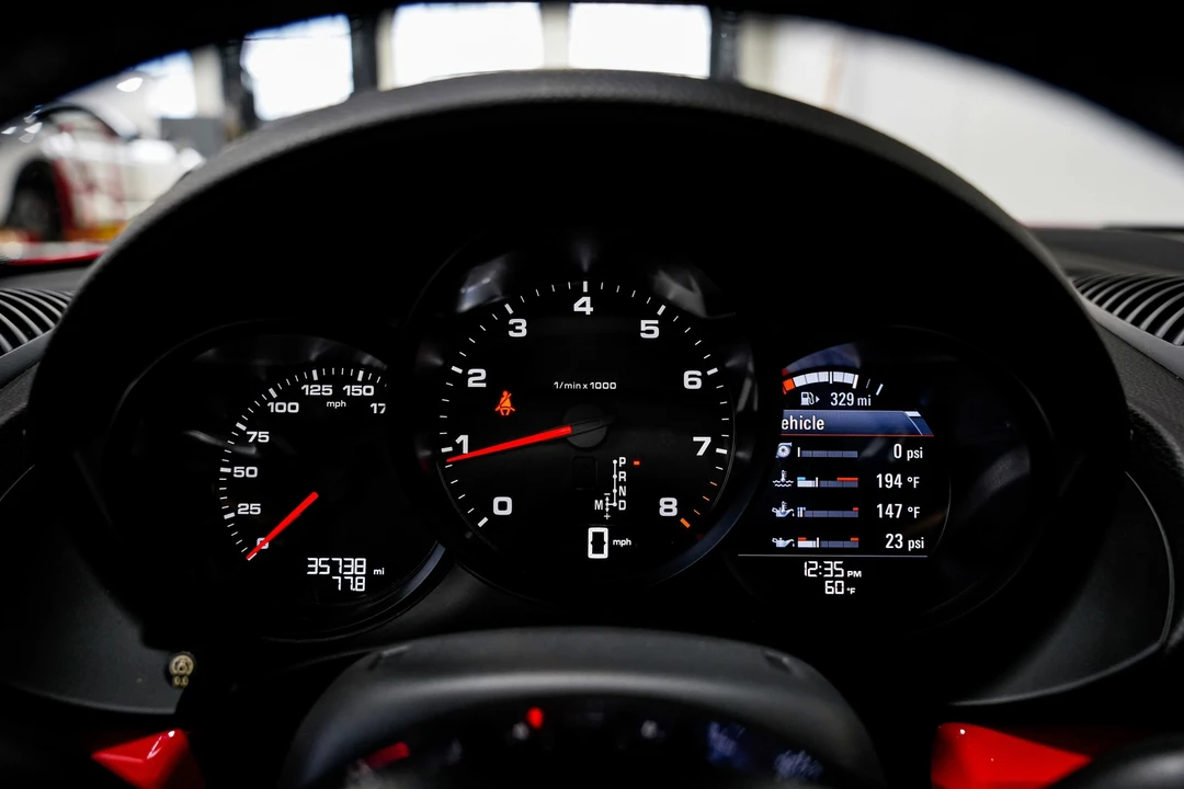 2018 Porsche 718 Boxster - Image 11 of 21
