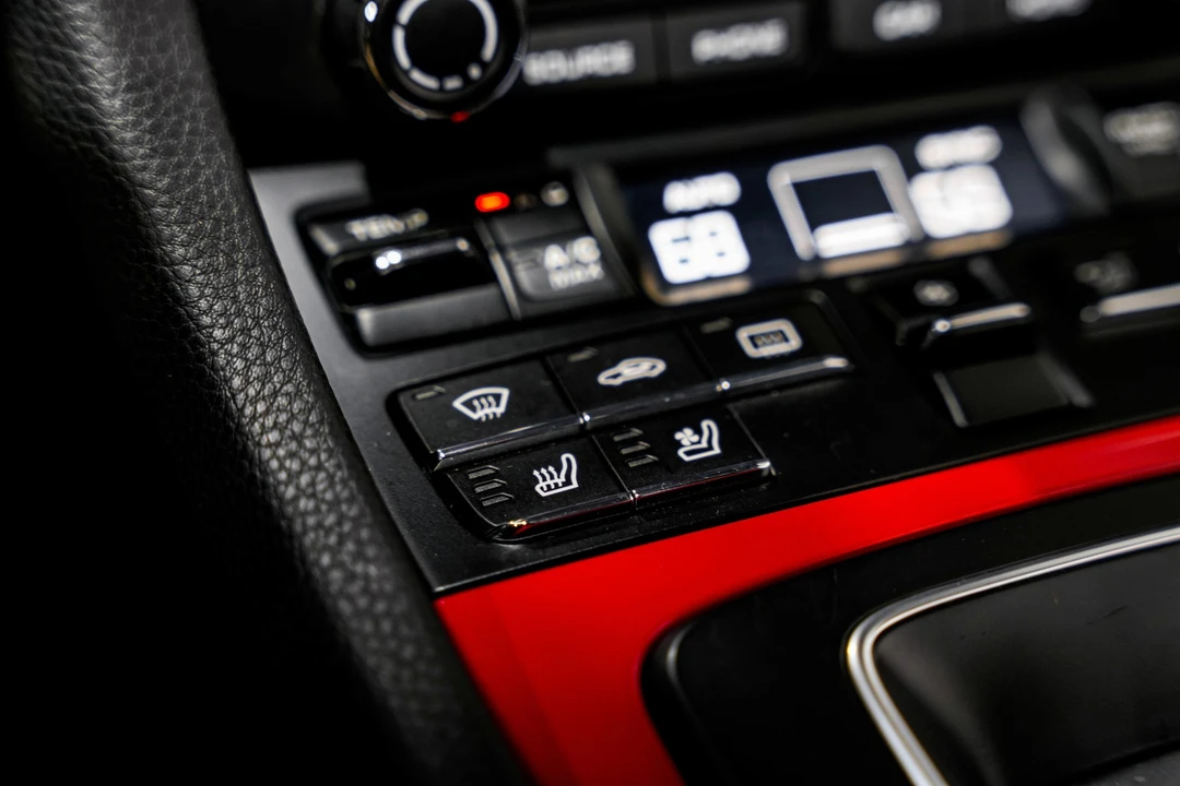 2018 Porsche 718 Boxster - Image 13 of 21