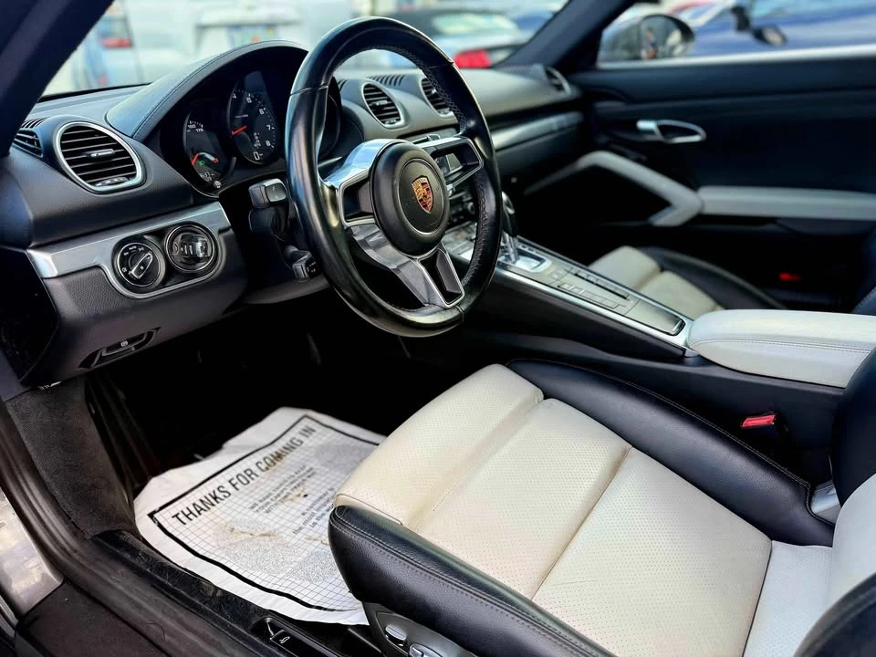 2018 Porsche 718 Cayman - Image 6 of 6