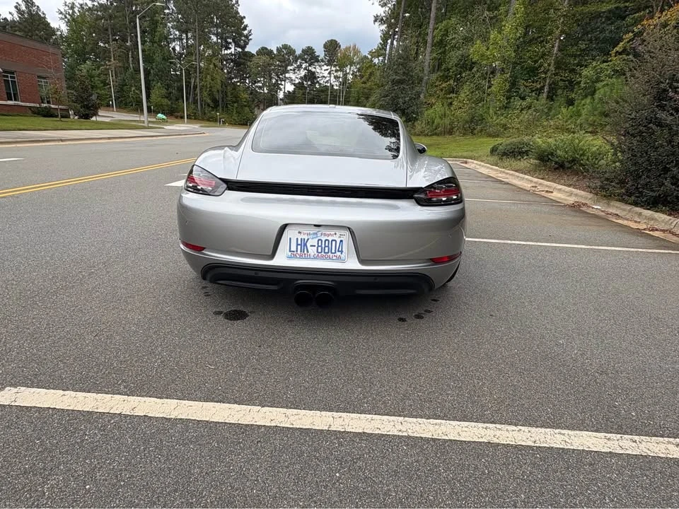 2018 Porsche 718 Cayman - Image 7 of 19