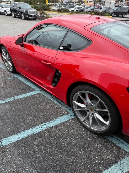 2018 Porsche 718 Cayman - Image 6 of 7