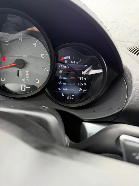 2018 Porsche 718 Cayman - Image 14 of 15