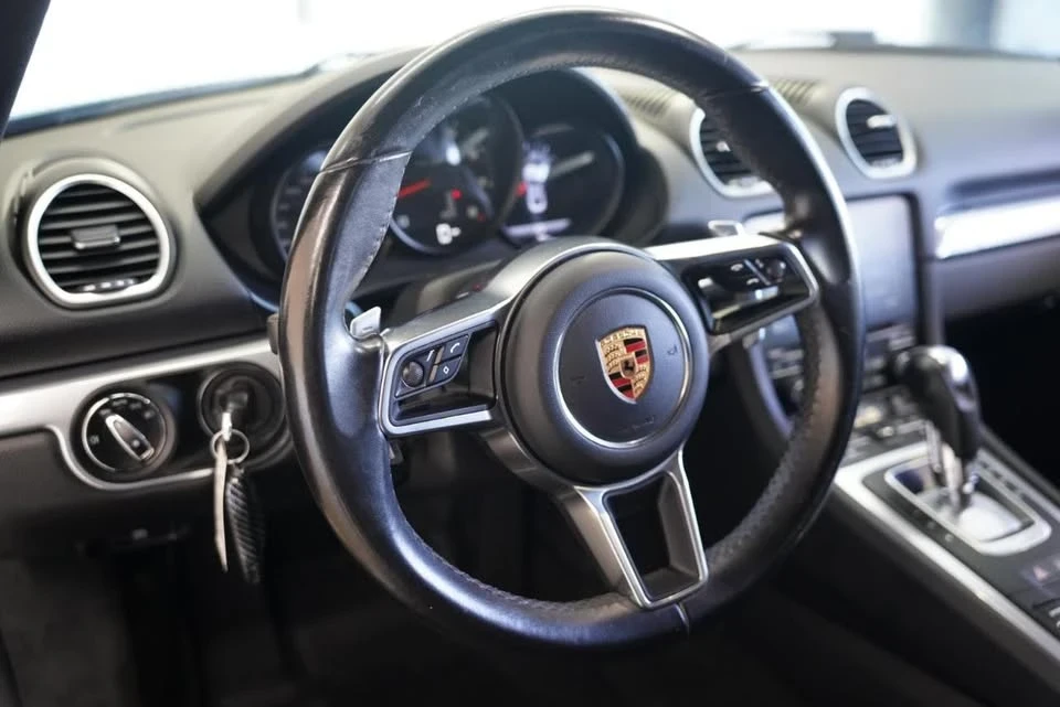 2018 Porsche 718 Cayman - Image 12 of 20