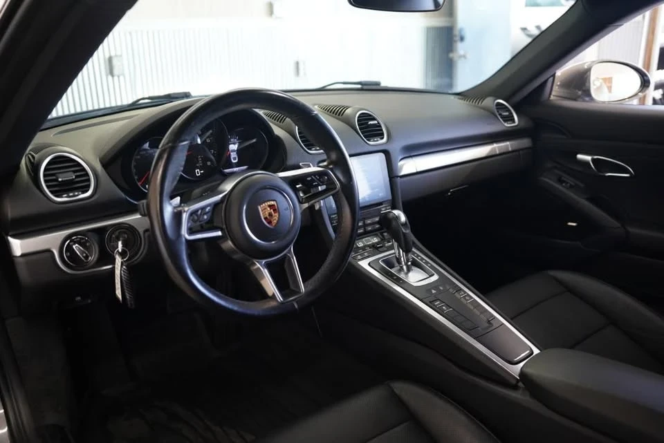 2018 Porsche 718 Cayman - Image 11 of 20