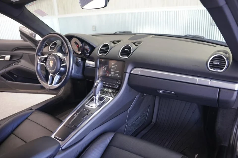 2018 Porsche 718 Cayman - Image 17 of 20
