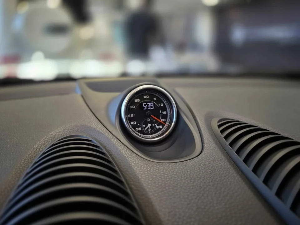 2018 Porsche 718 Cayman - Image 16 of 16