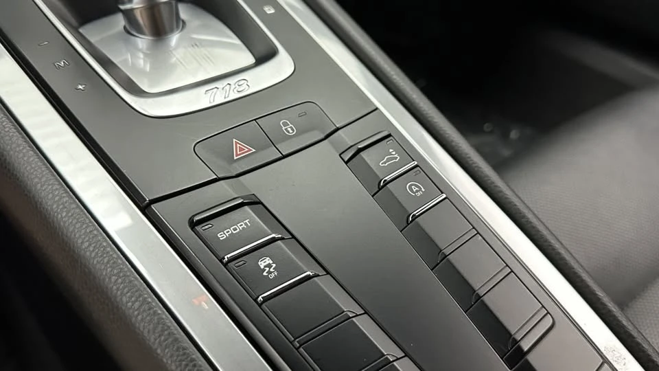 2018 Porsche 718 Cayman - Image 20 of 20