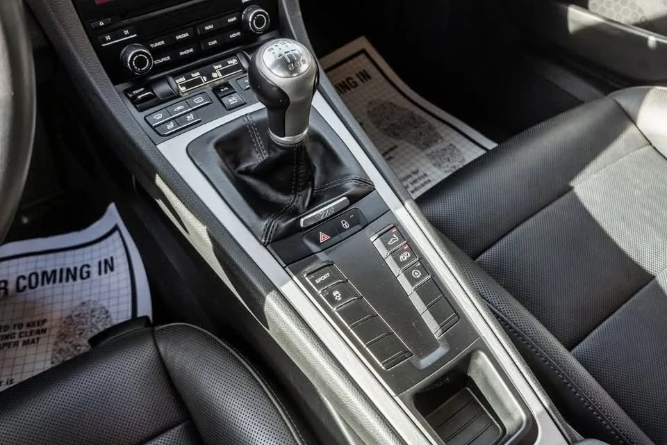 2018 Porsche 718 Cayman - Image 12 of 19