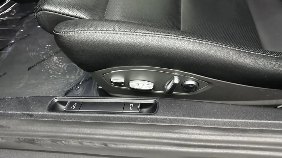 2018 Porsche 718 Cayman - Image 12 of 20