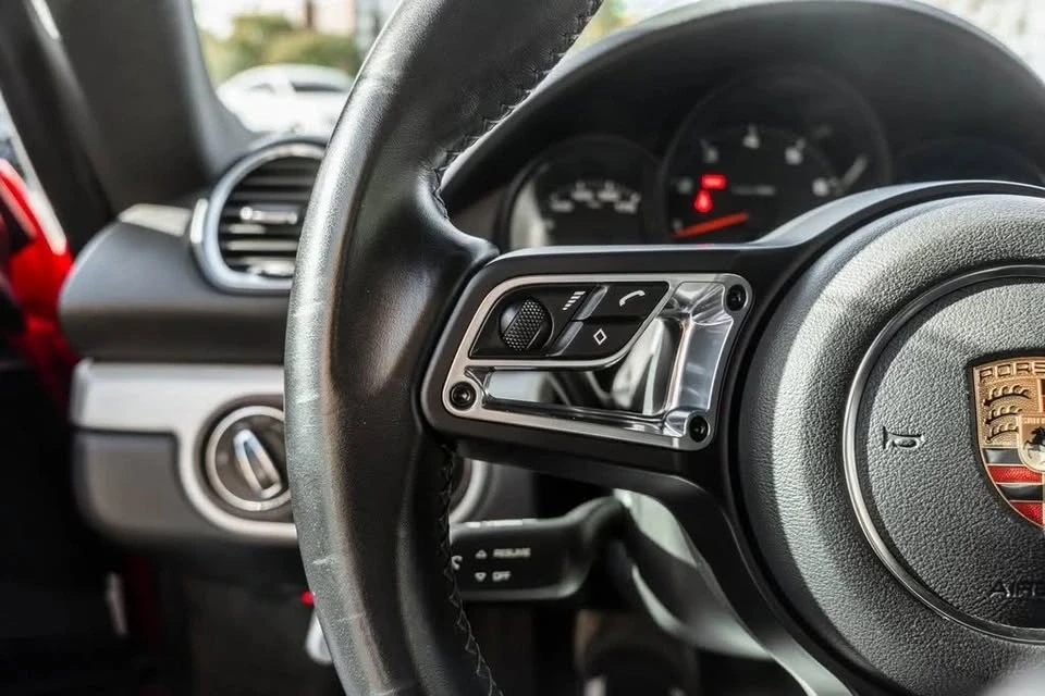 2018 Porsche 718 Cayman - Image 13 of 19