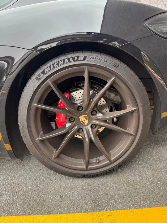 2018 Porsche 718 Cayman - Image 7 of 10