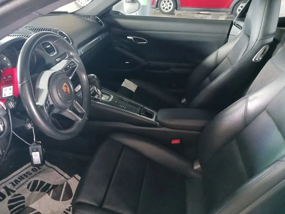 2018 Porsche 718 Cayman - Image 5 of 5