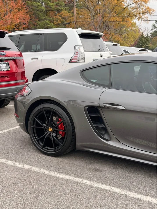 2018 Porsche 718 Cayman - Image 4 of 12