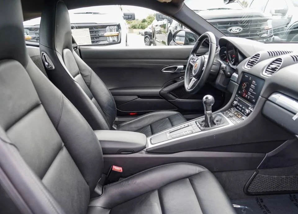 2018 Porsche 718 Cayman - Image 6 of 8