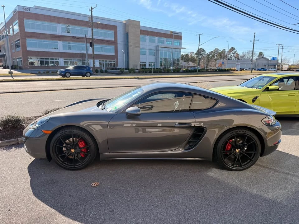 2018 Porsche 718 Cayman - Image 9 of 18