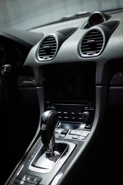 2018 Porsche 718 Cayman - Image 15 of 20