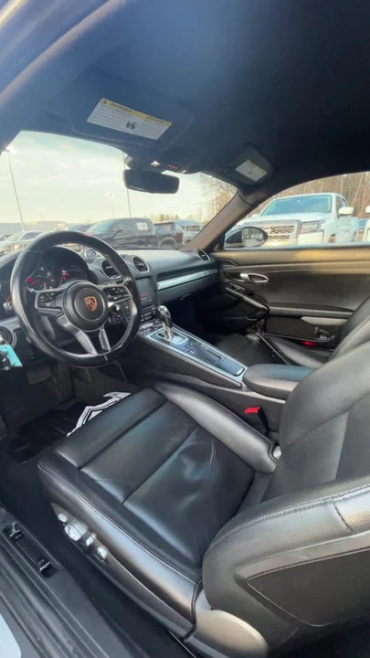 2018 Porsche 718 Cayman - Image 5 of 6