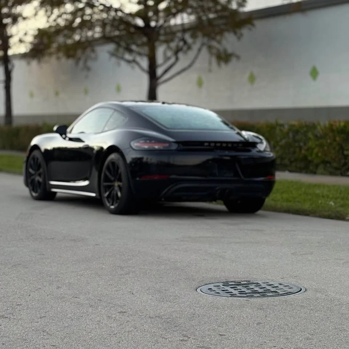 2018 Porsche 718 Cayman - Image 3 of 5