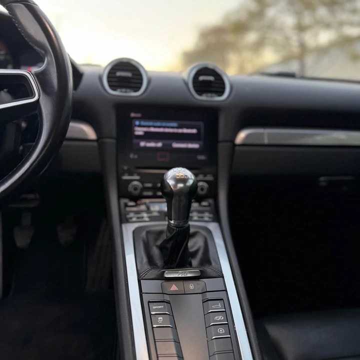 2018 Porsche 718 Cayman - Image 11 of 13