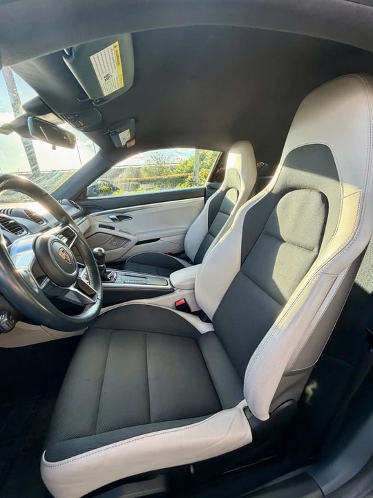 2018 Porsche 718 Cayman - Image 4 of 7