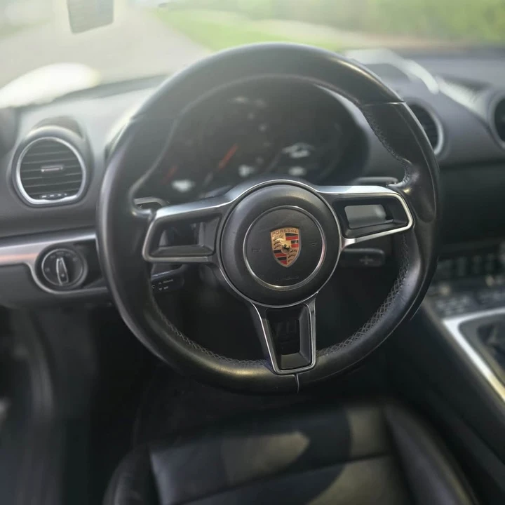 2018 Porsche 718 Cayman - Image 11 of 14