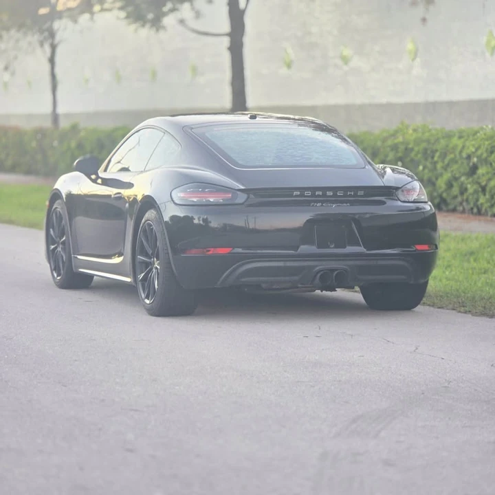 2018 Porsche 718 Cayman - Image 2 of 14