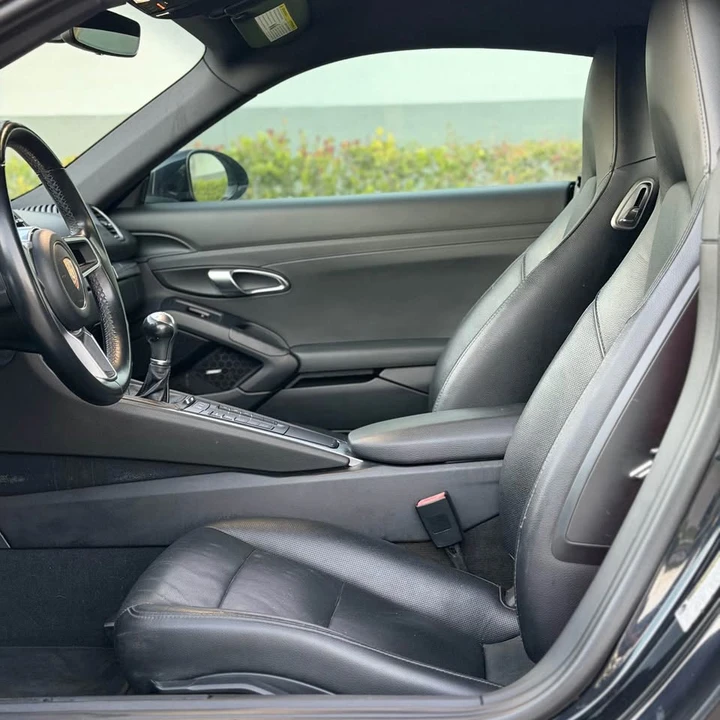2018 Porsche 718 Cayman - Image 9 of 15