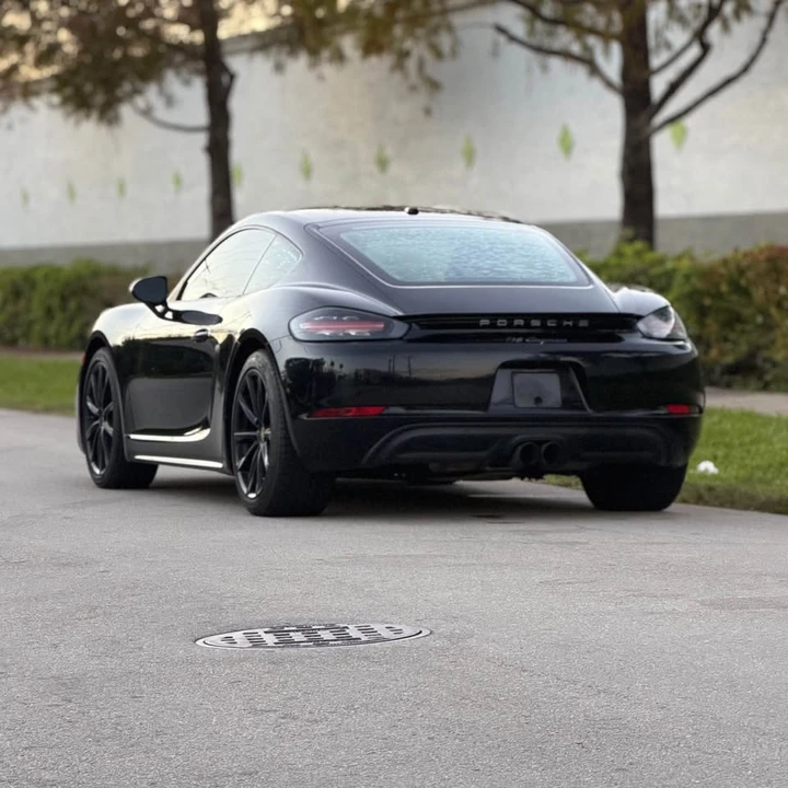 2018 Porsche 718 Cayman - Image 6 of 15