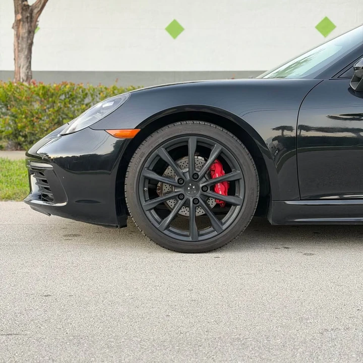 2018 Porsche 718 Cayman - Image 8 of 15