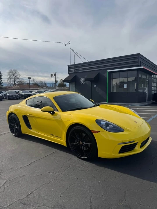 2018 Porsche 718 Cayman - Image 8 of 18