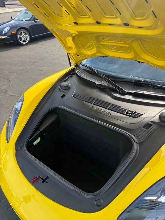2018 Porsche 718 Cayman - Image 11 of 18