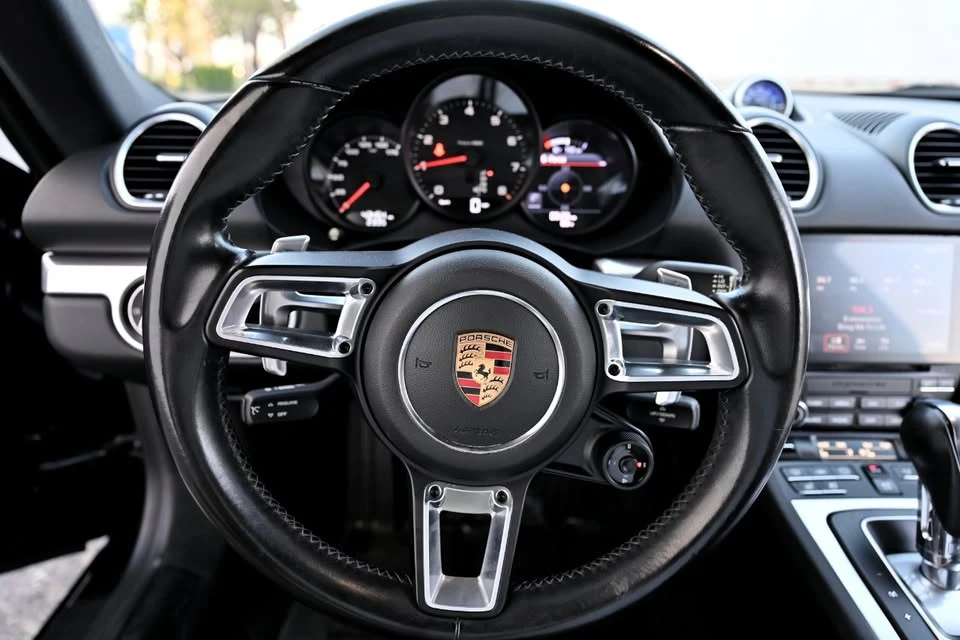 2018 Porsche 718 Cayman - Image 15 of 20