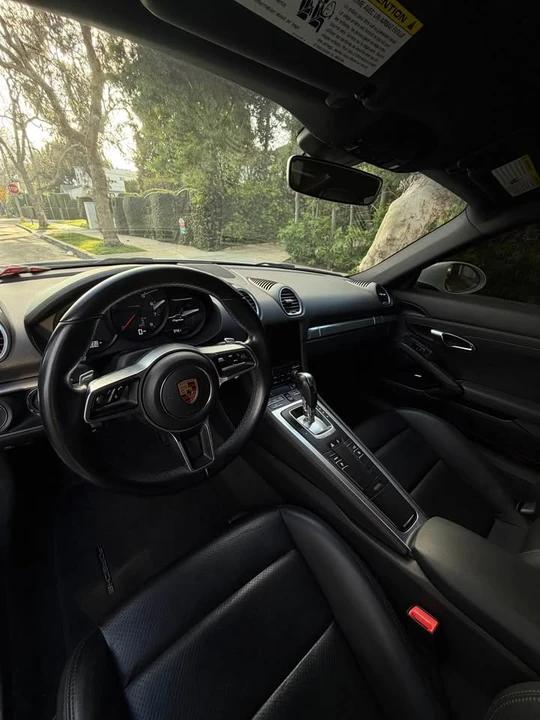 2018 Porsche 718 Cayman - Image 3 of 10