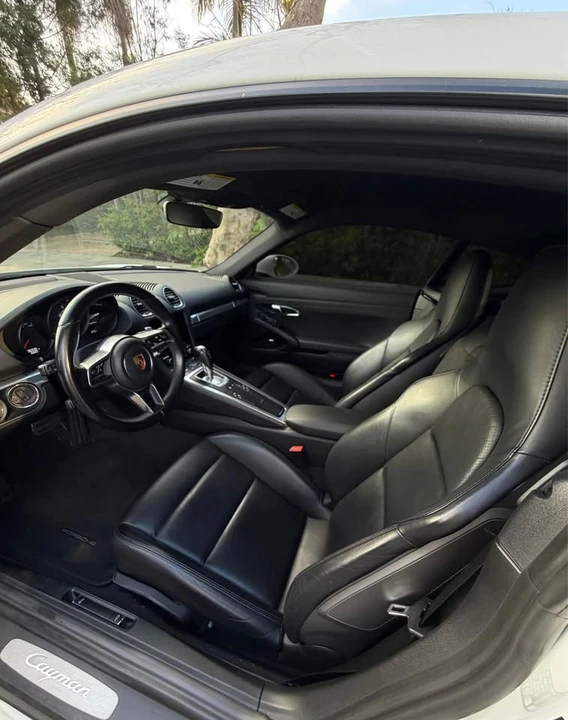 2018 Porsche 718 Cayman - Image 4 of 10